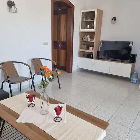 Apartamento In Mit Sonniger Terrasse Und Meerblick *